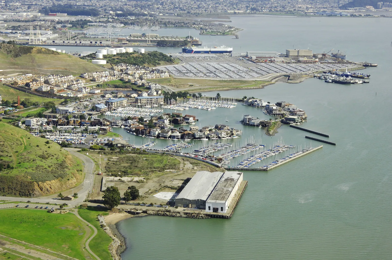 Commercial Roofing near Cutting Boulevard in Richmond, CA